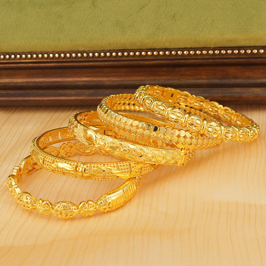 Conjunto de Pulseiras Douradas - Ethnic Fashion In Dubai avaliação e preço